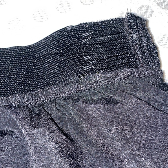 Black flowy skirt - Picture 7 of 8